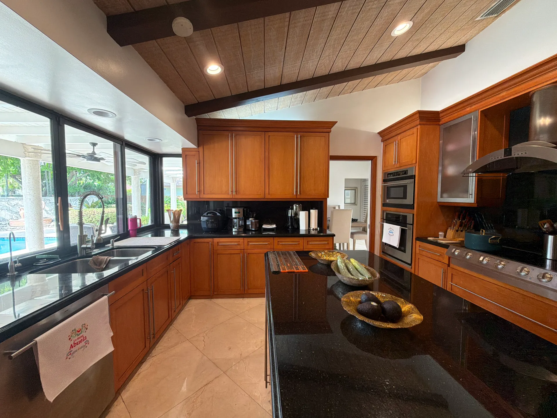 Feature View