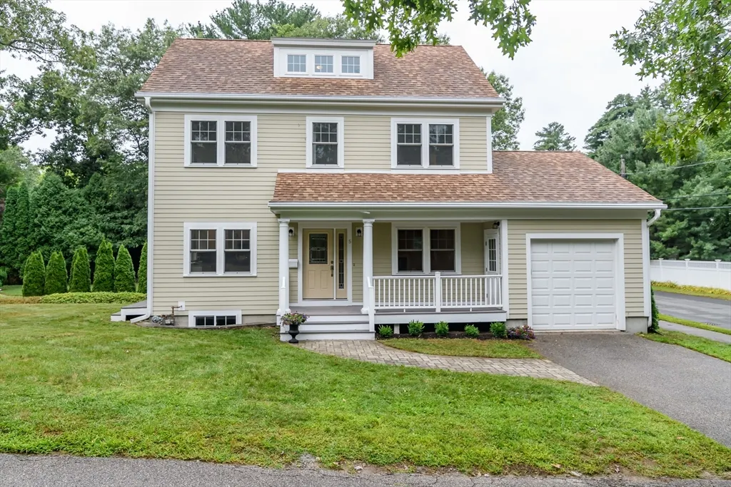 Oakdale Avenue, Wellesley, MA 02482, USA