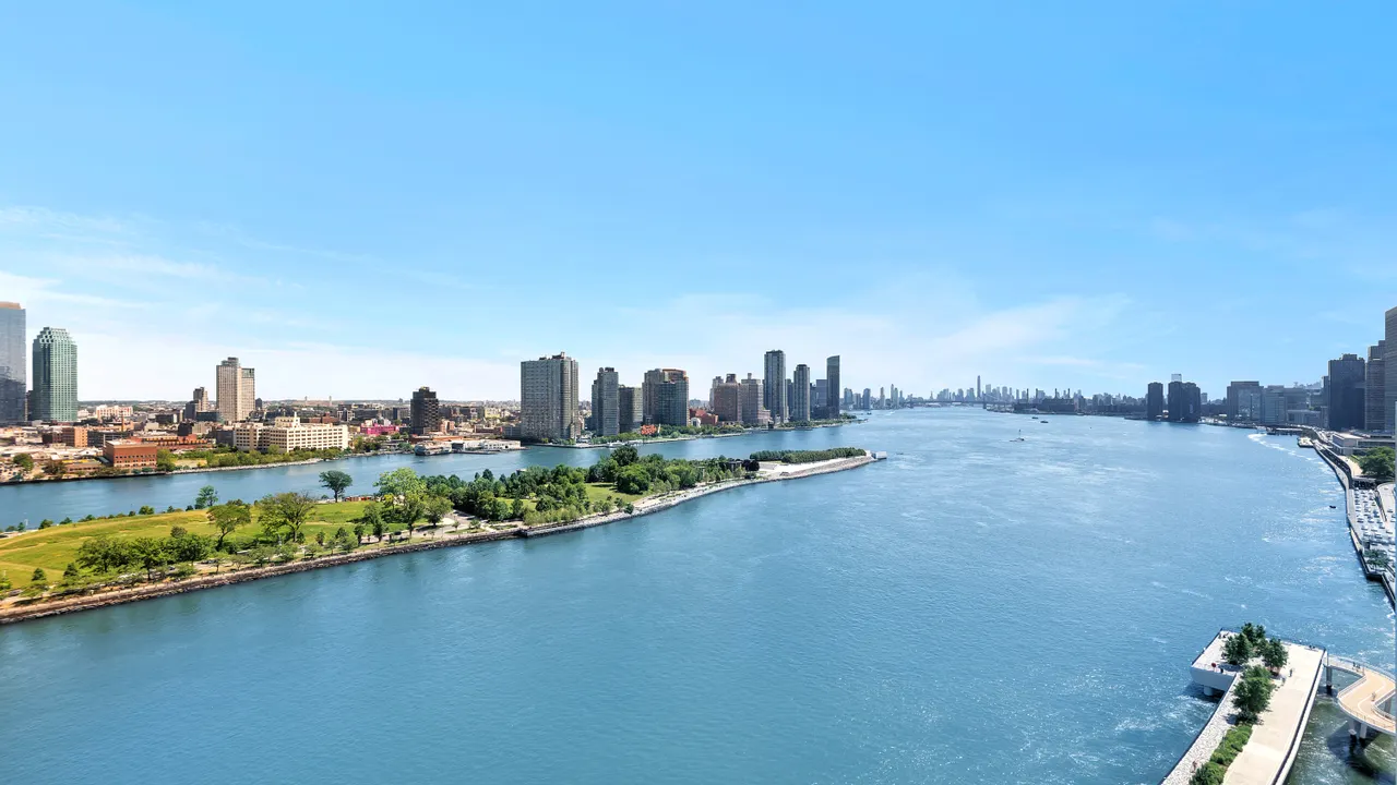 Cannon Point North, 25 SUTTON PL S