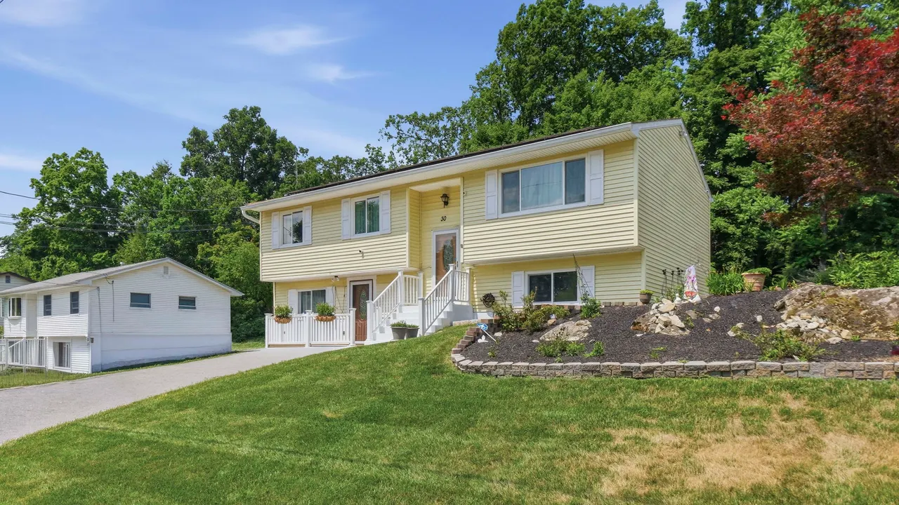 30 Raker Rd, Poughkeepsie, NY 12603, USA
